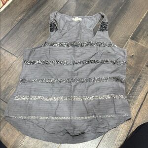 Sequin tank